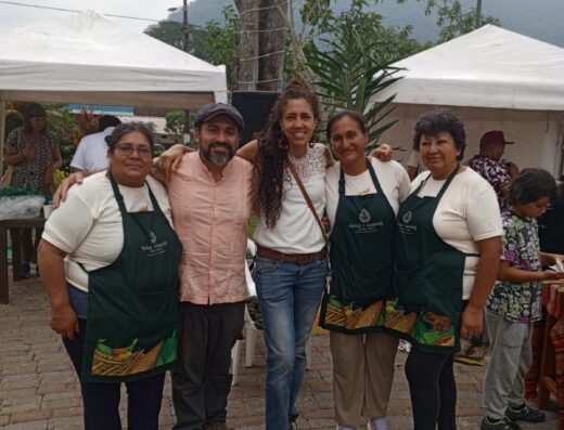 Feria Agroecológica Raíces y Cosechas del Chocó Andino